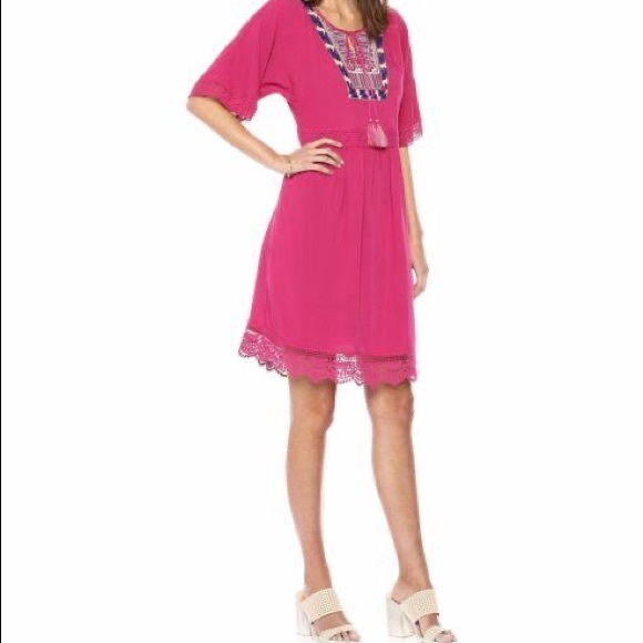 SALE Ella Moon Embroidered Pink Dress Size M - Picture 1 of 9